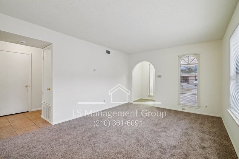 6604 Cherryleaf St - Photo 7 of 28