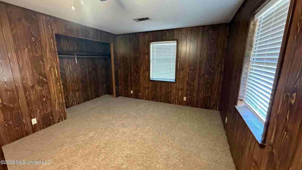 9004 Tucker Rd - Photo 7 of 15