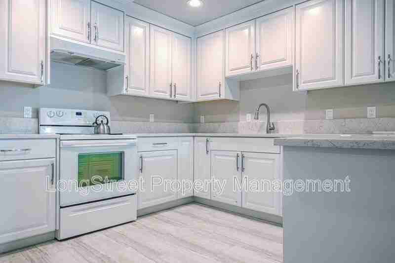 430 Ne 176th Ave - Photo 3 of 20