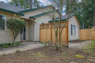 434 Ne 176th Ave - Photo 1 of 1