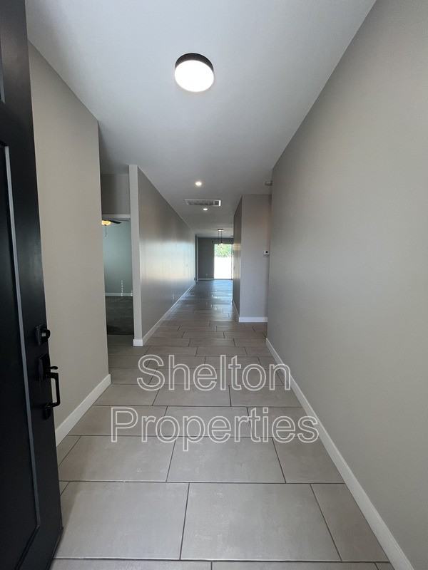 120 S 91st Dr - Photo 6 of 16