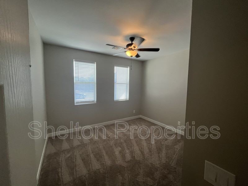 120 S 91st Dr - Photo 7 of 16