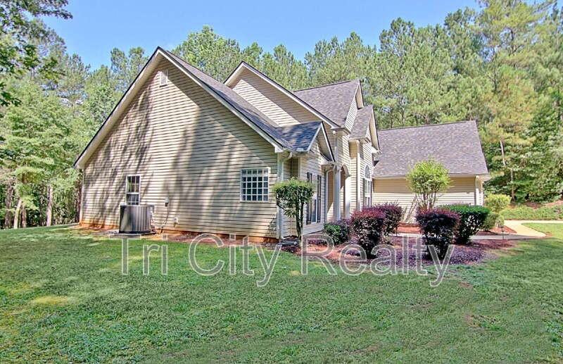 69 Meadows Creek Ln - Photo 5 of 50