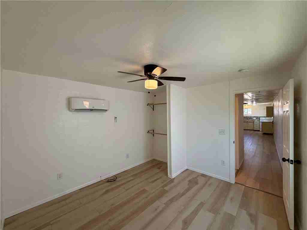 3600 E Thompson Ave - Photo 4 of 5