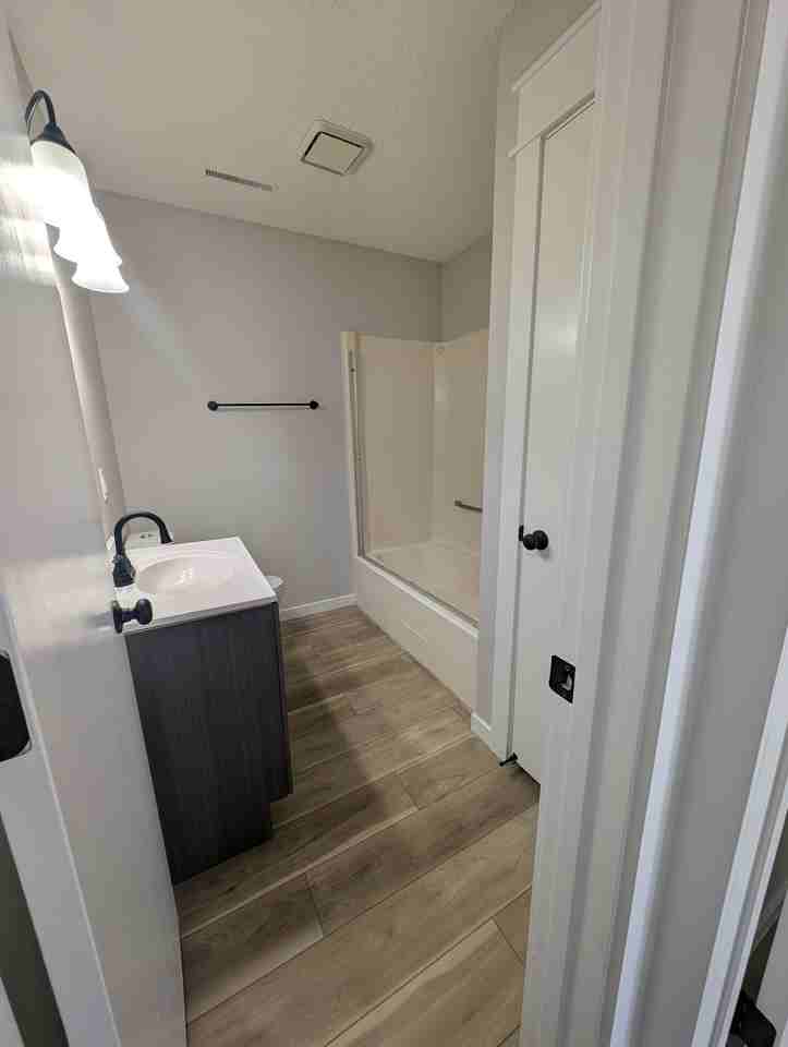 2121 Greene St #B30 - Photo 3 of 8