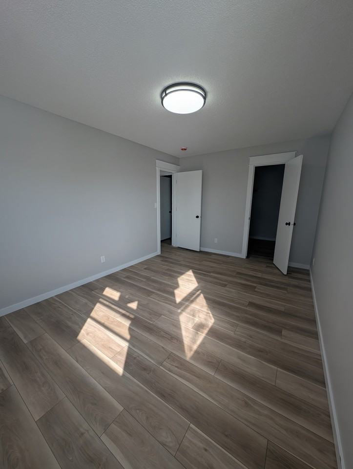 2121 Greene St #B30 - Photo 4 of 8