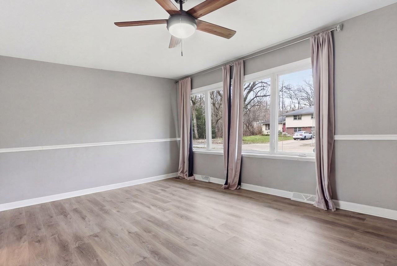 5035 Roosevelt Pl - Photo 4 of 18