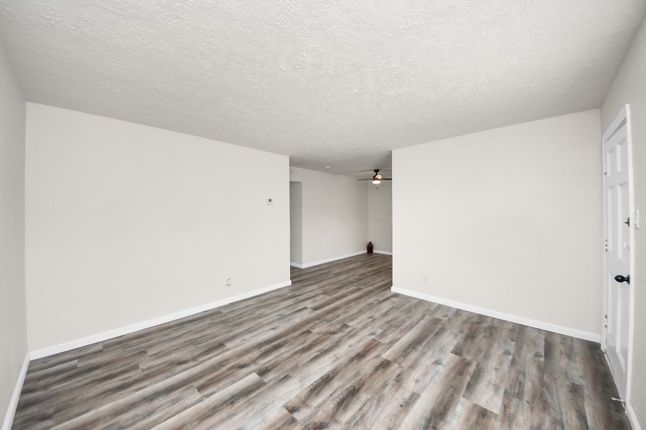 2110 Melbourne St #10 - Photo 6 of 30