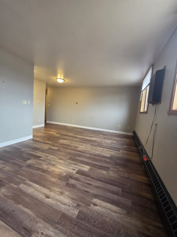 1606 8th St N #51 - Photo 3 of 12