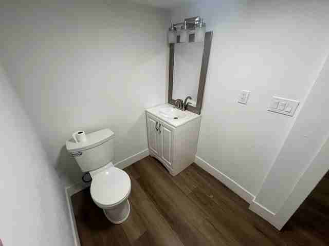 1005 W Spruce St #3 - Photo 4 of 9