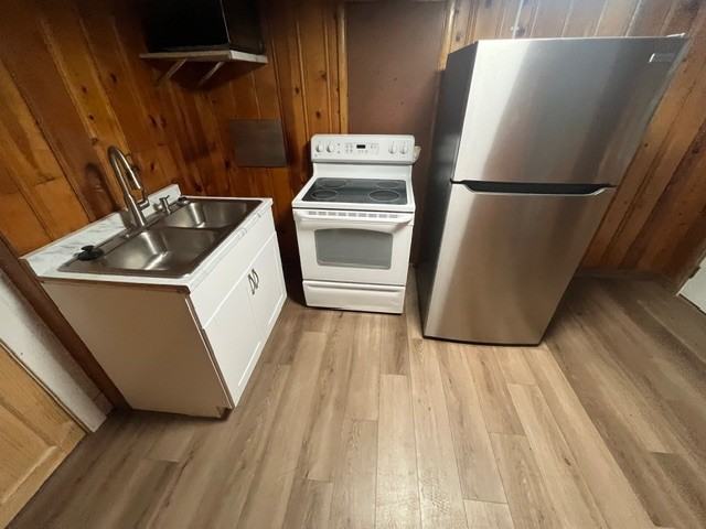 1005 W Spruce St #3 - Photo 5 of 9