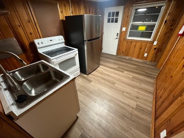 1005 W Spruce St #3 - Photo 6 of 9