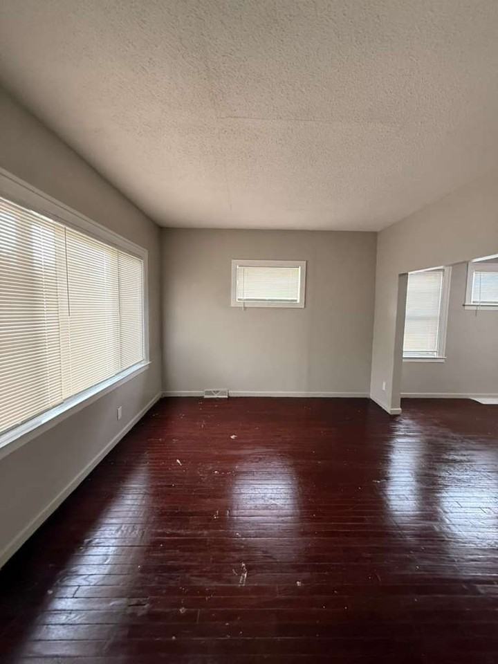 13331 Strathmoor St - Photo 4 of 14