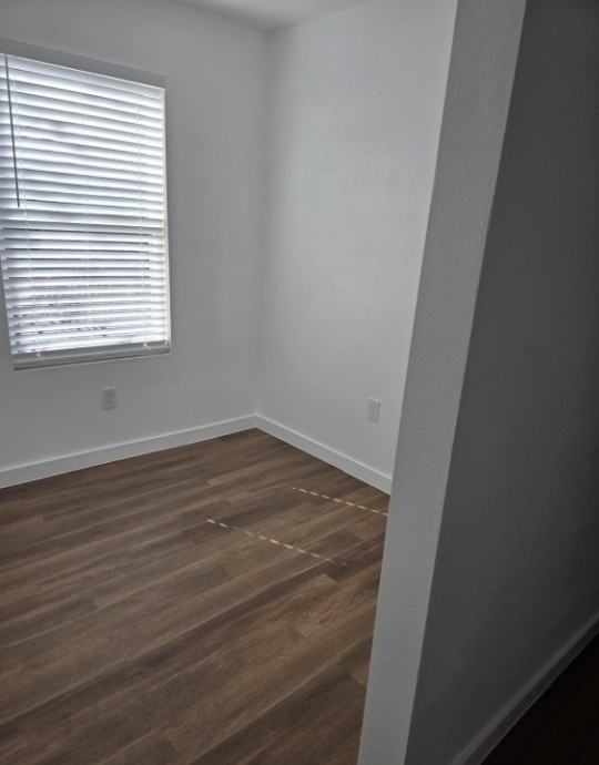 2506 Southland St - Photo 4 of 9