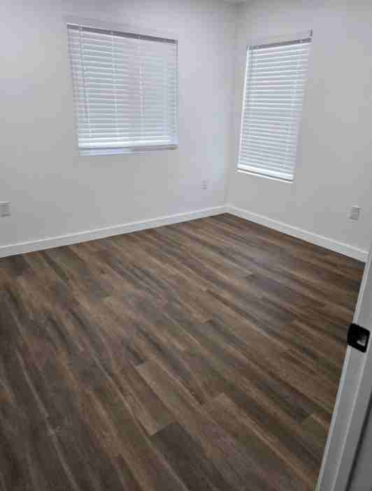 2506 Southland St - Photo 6 of 9