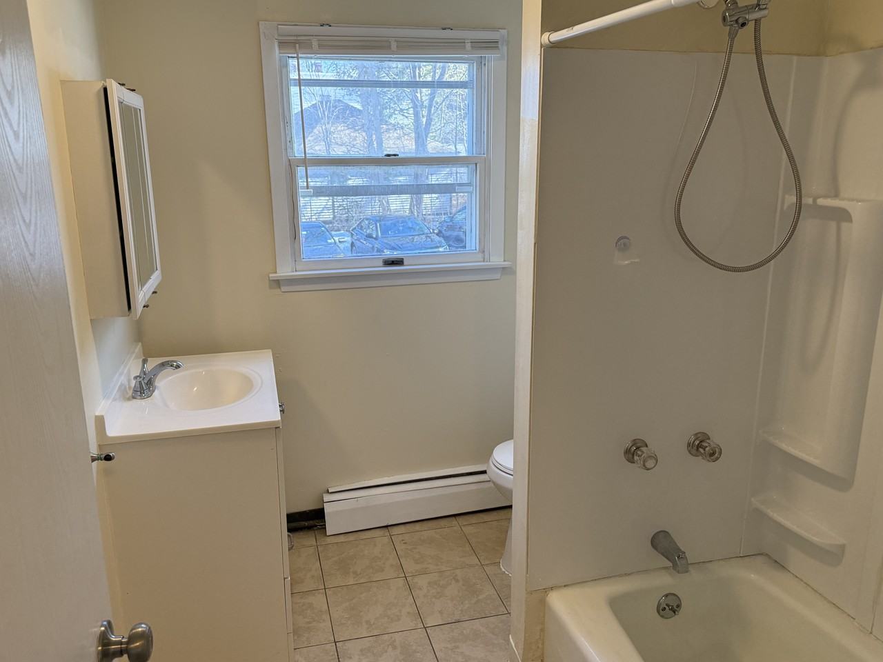 16 Briarwood Dr #16 - Photo 7 of 10