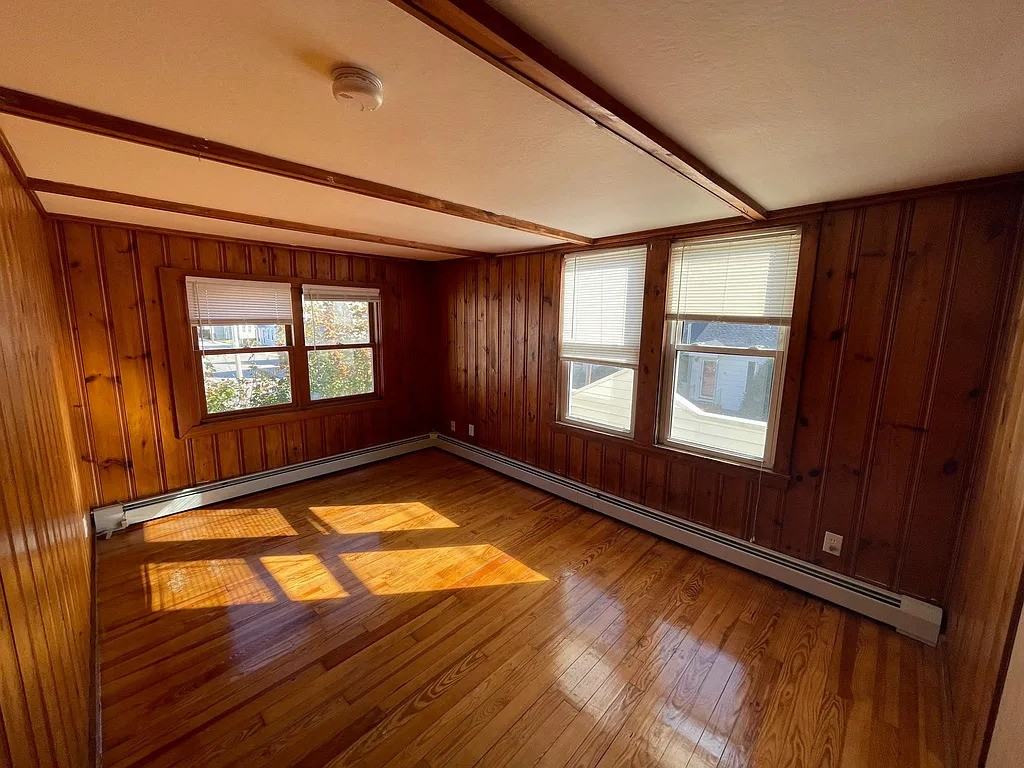 20 Washington Ave #1 - Photo 2 of 5