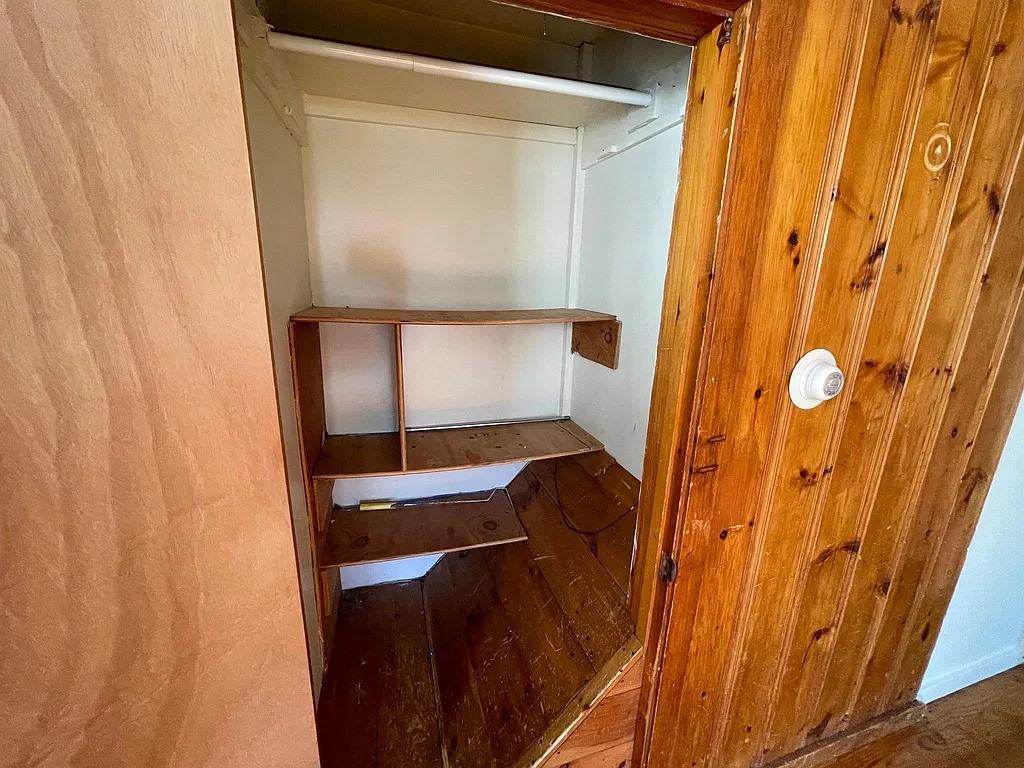 20 Washington Ave #1 - Photo 3 of 5