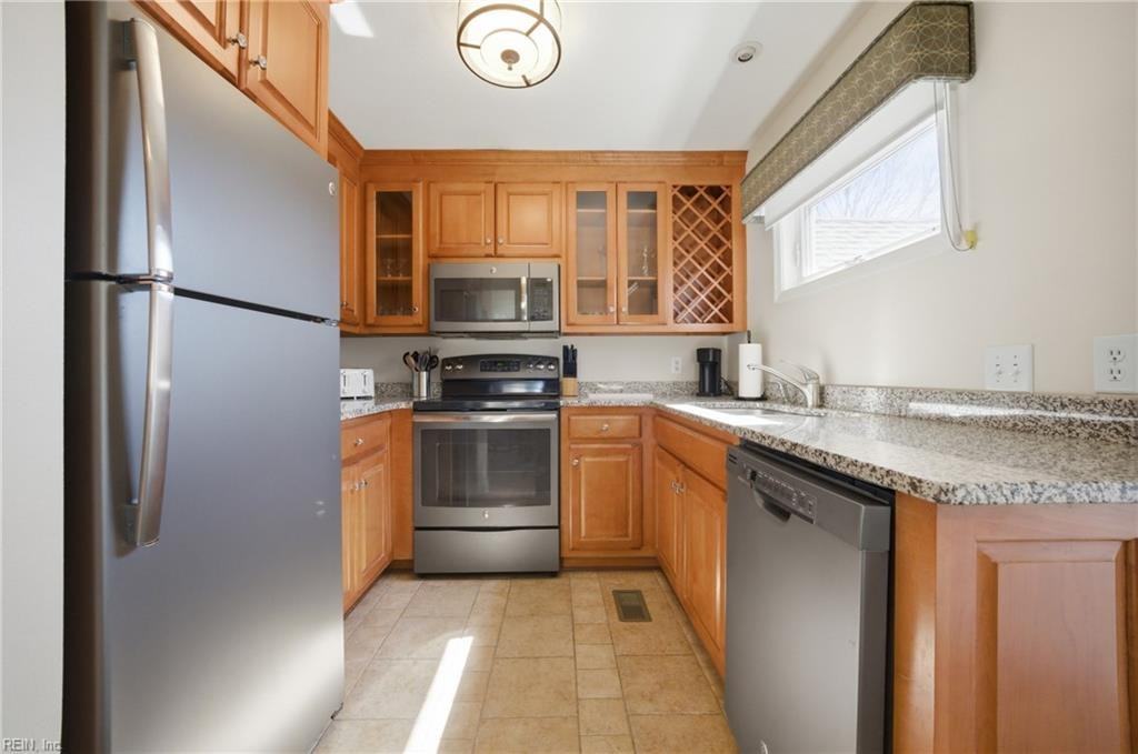 Kingsmill Rd - Photo 5 of 16