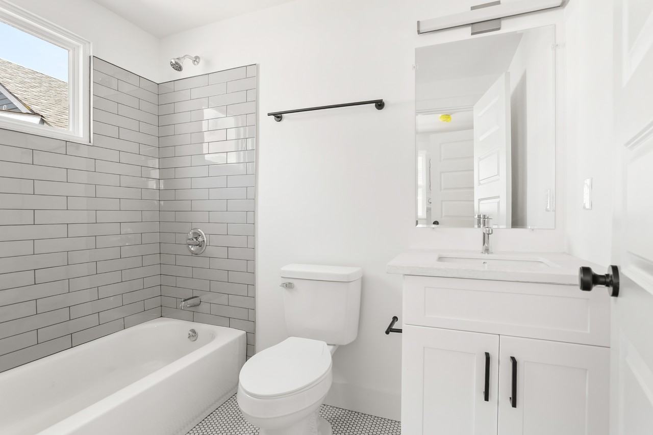 8707 Green St #1 - Photo 5 of 7