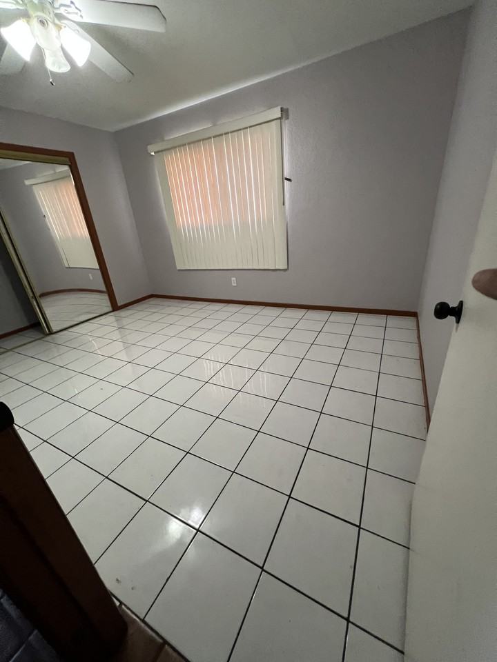 126 W 71st St #1 - Photo 3 of 11