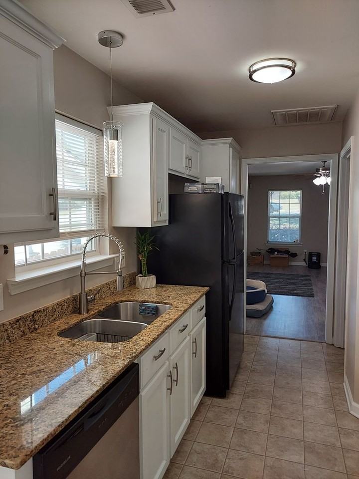 418 Hawkeye Ct - Photo 5 of 31