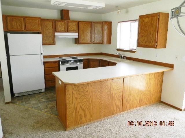 3181 N 10th Pl - Photo 7 of 18