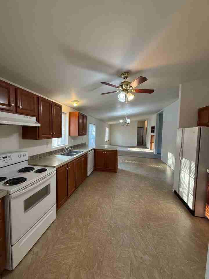 31970 N 9th Ave - Photo 3 of 48