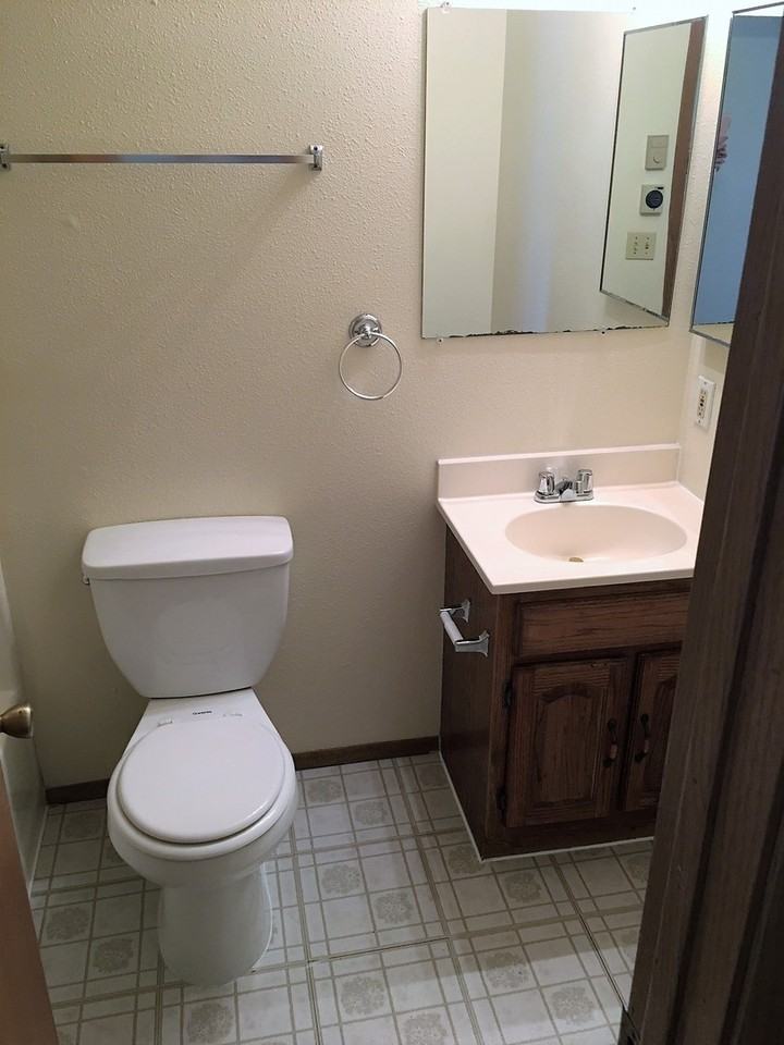 3570 E 2nd Ave #1 - Photo 6 of 22