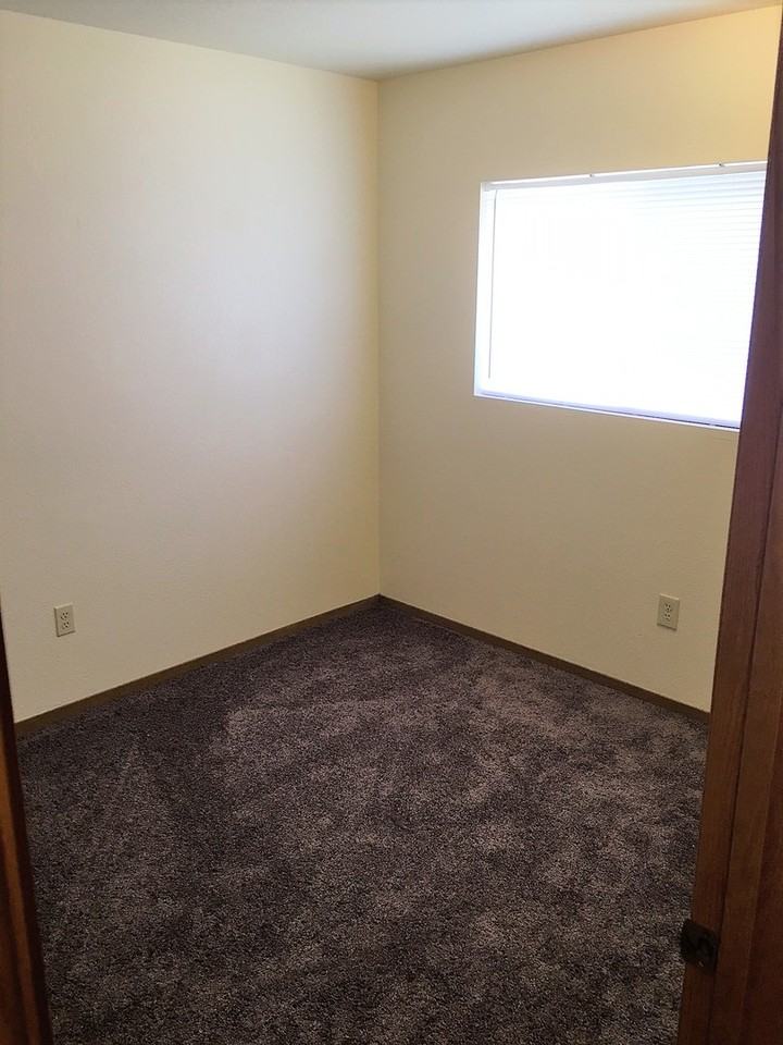 3570 E 2nd Ave #1 - Photo 7 of 22