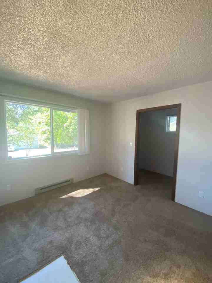 34498 N Lyvel Ave - Photo 6 of 28