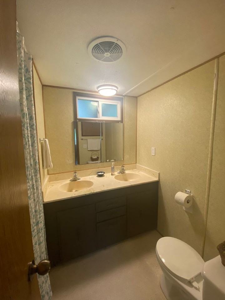 34498 N Lyvel Ave - Photo 3 of 28