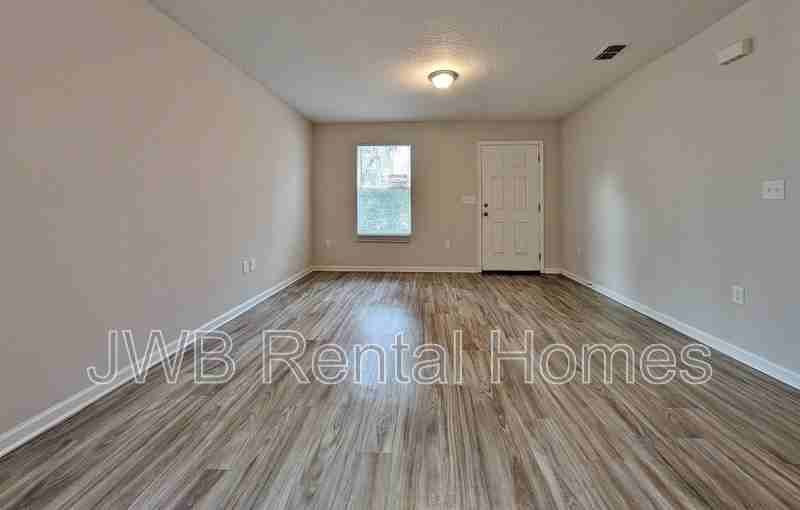 8601 India Ave - Photo 7 of 15