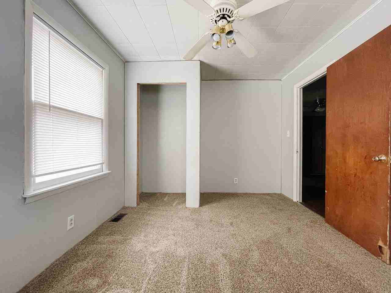 925 W Willard St - Photo 5 of 13