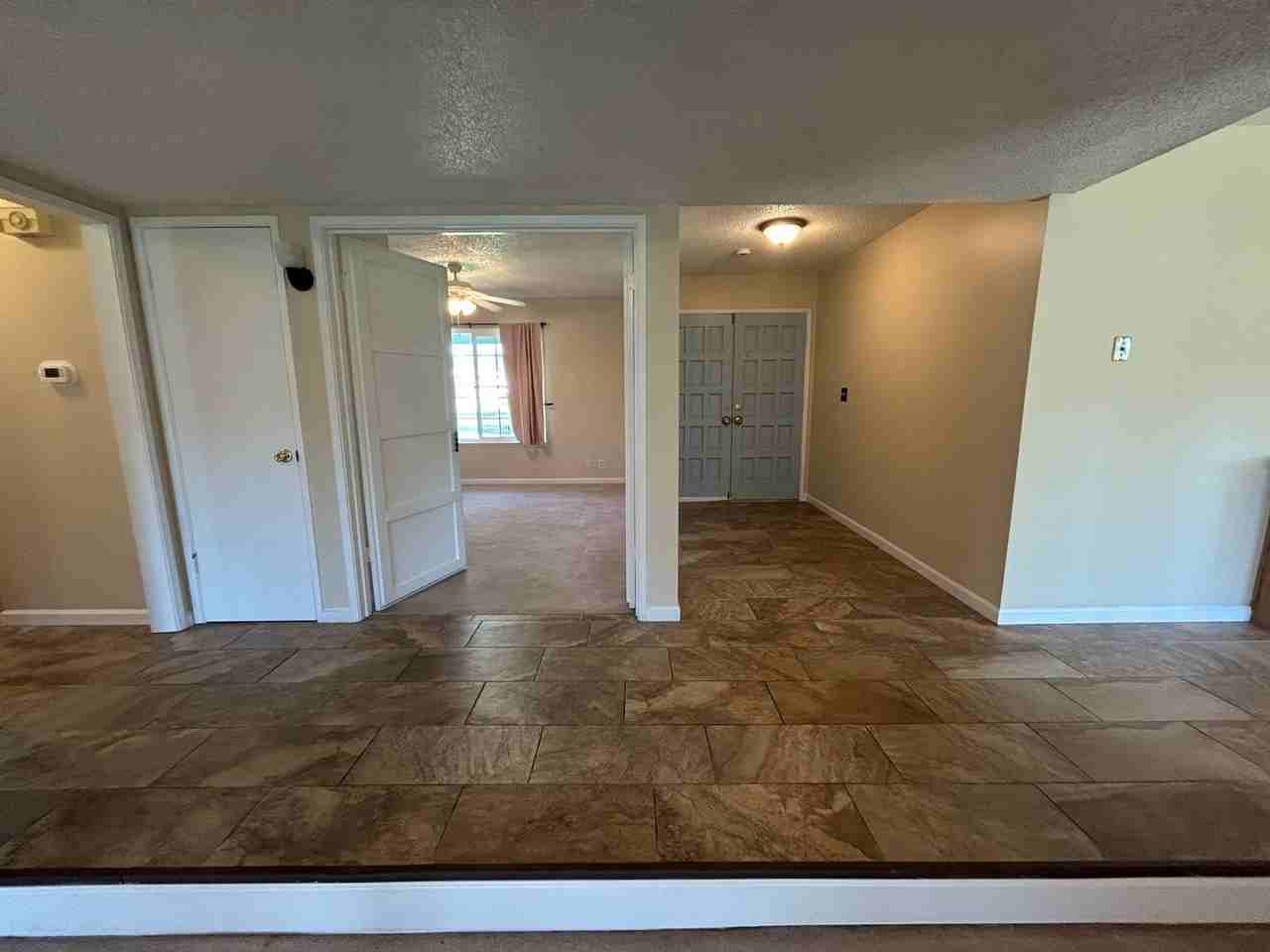 670 Northwood Dr - Photo 4 of 22