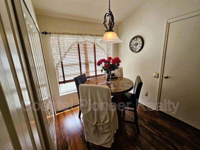 4521 Gulfwinds Dr - Photo 6 of 34