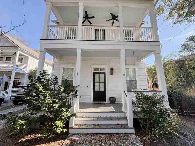 1051 Phillips Park Dr - Photo 2 of 27