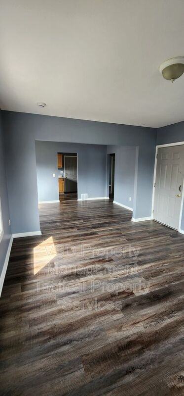 3484 West Blvd #UP - Photo 6 of 17