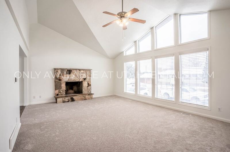 771 Wn - Photo 4 of 30