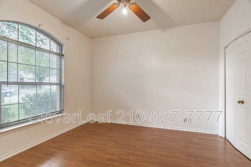 2739 Montebello - Photo 6 of 39