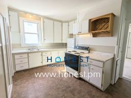 featured image of 8 Lasalle St #2