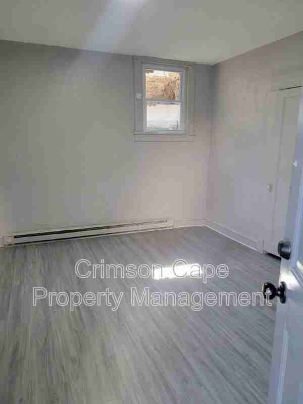 13 E Chestnut St #1 - Photo 5 of 14