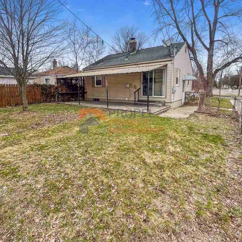 27645 Avondale St - Photo 7 of 7