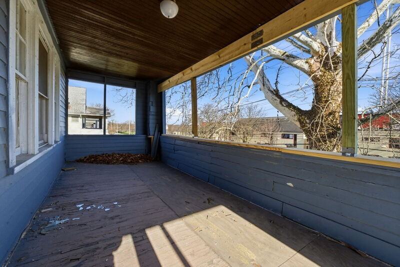 13806 Coit Rd - Photo 5 of 11