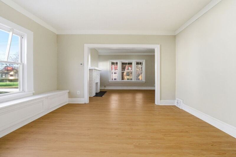 13806 Coit Rd - Photo 3 of 14