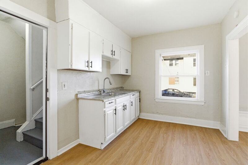 13806 Coit Rd - Photo 4 of 14