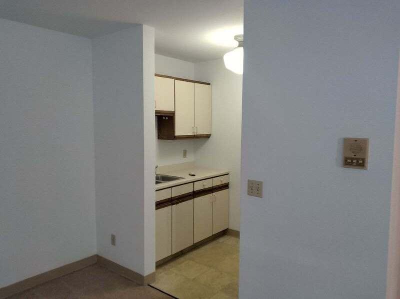 48 Main St - Photo 6 of 11