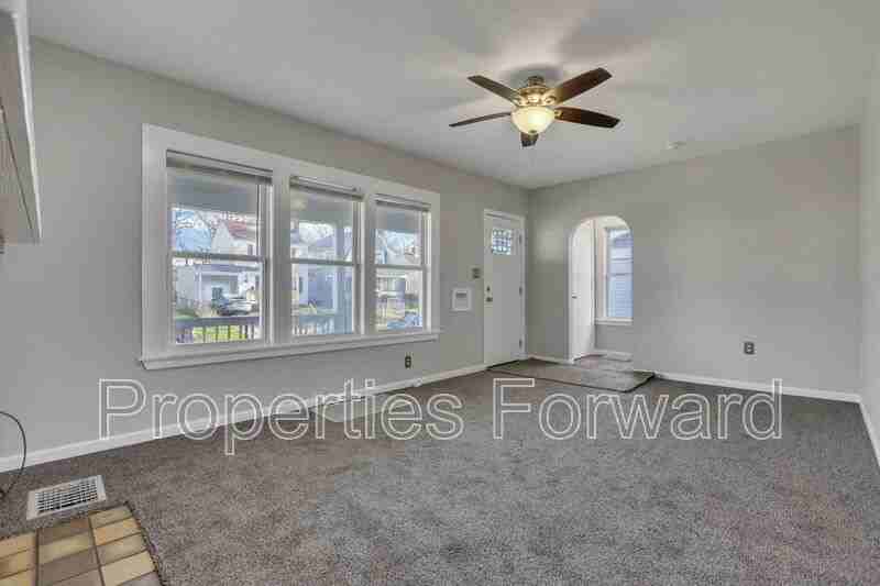 1185 E 22nd Ave - Photo 5 of 26