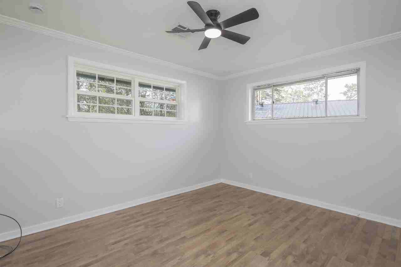 2004 Carter St - Photo 7 of 20