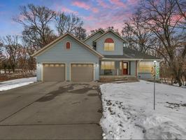 featured image of 516 4th Ave Ne #1